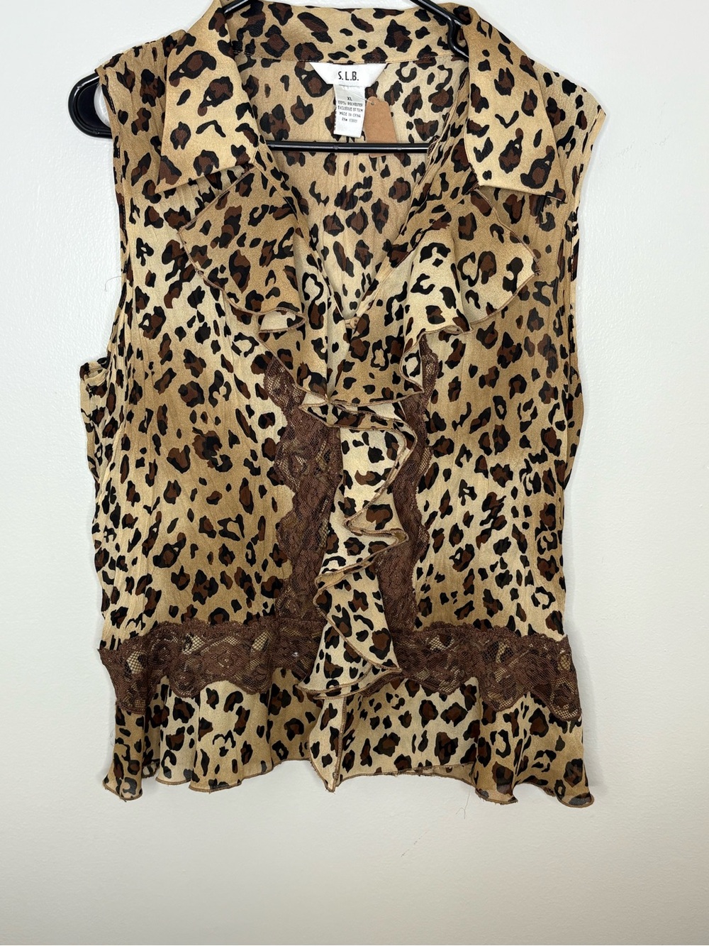 Women's Leopard Print Ruffle Sleeveless Top - Brown
